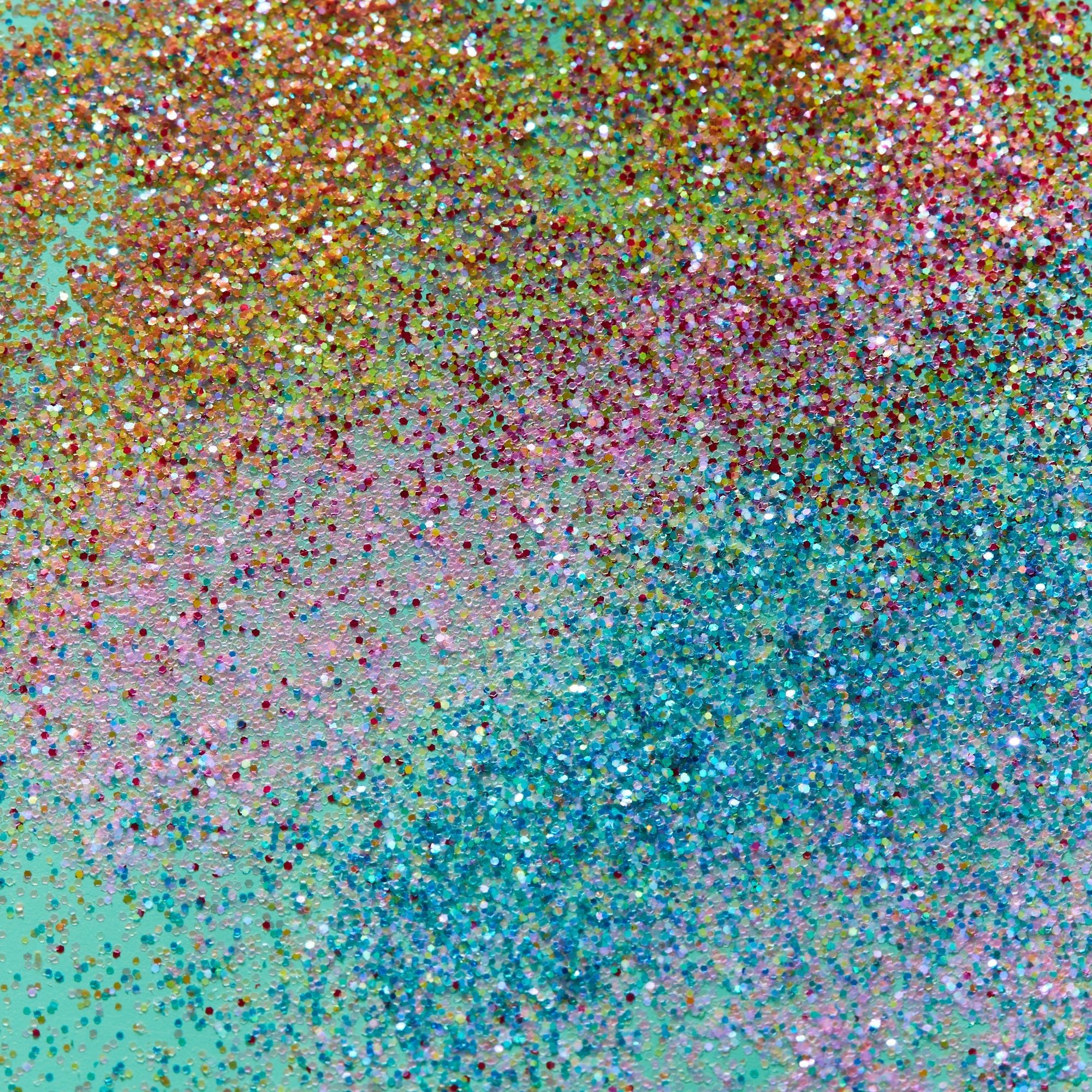 Iridescent Fine Face & Body Glitter Shaker. Cosmetically certified, FDA & Health Canada compliant, cruelty free and vegan.